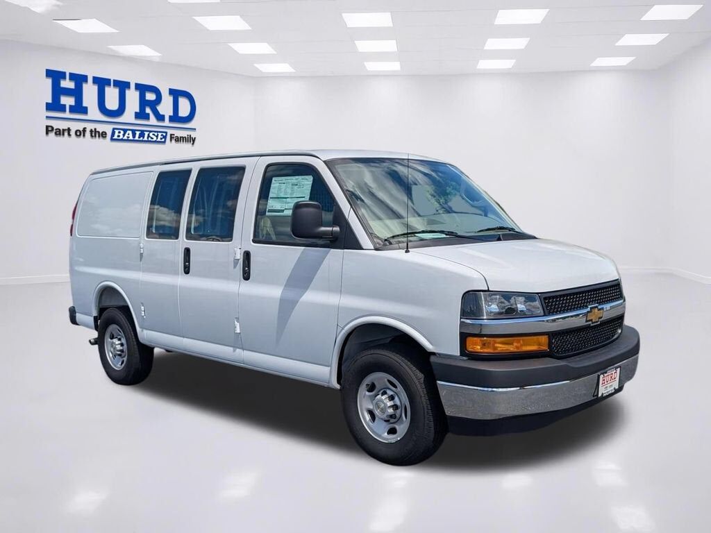 2026 CHEVROLET Express
