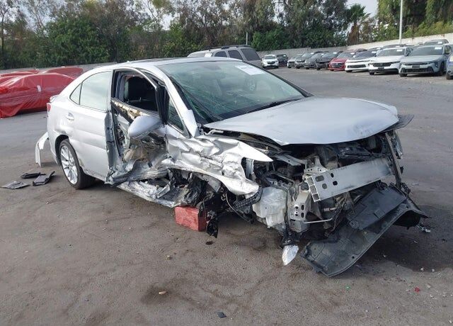 2010 LEXUS HS