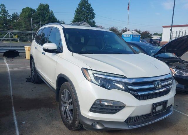 2017 HONDA Pilot
