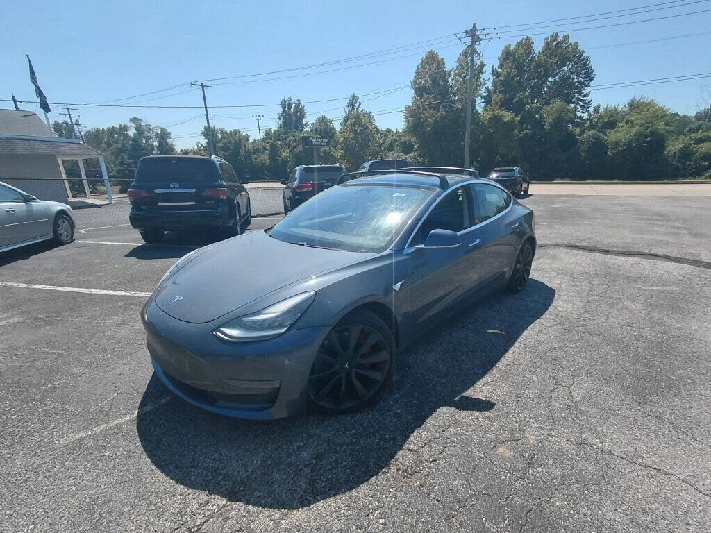 2020 TESLA Model 3