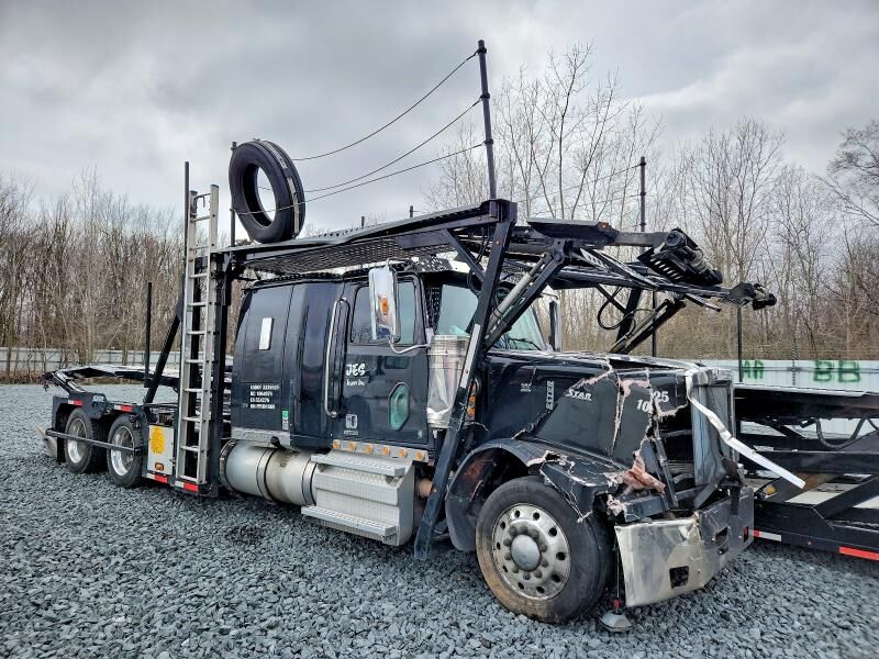 2023 WESTERN STAR 4900