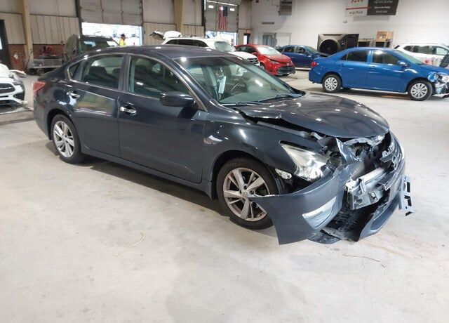 2013 NISSAN Altima