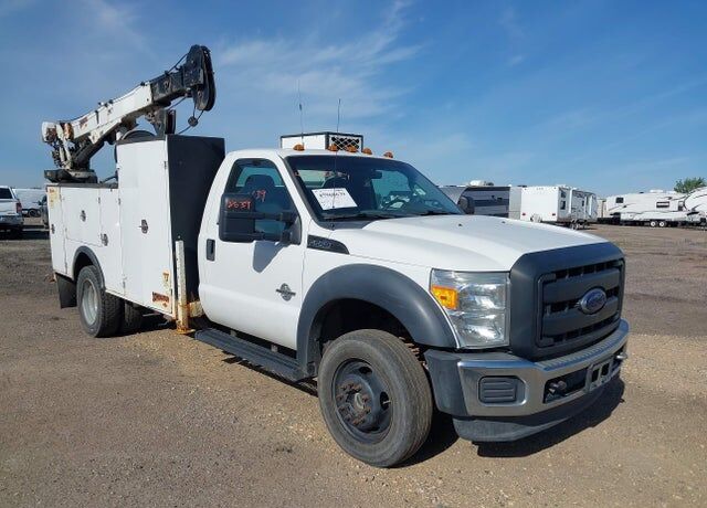 2012 FORD F-550