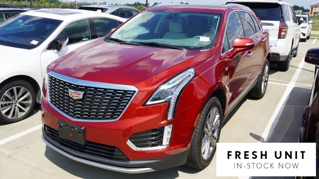 2025 CADILLAC XT5