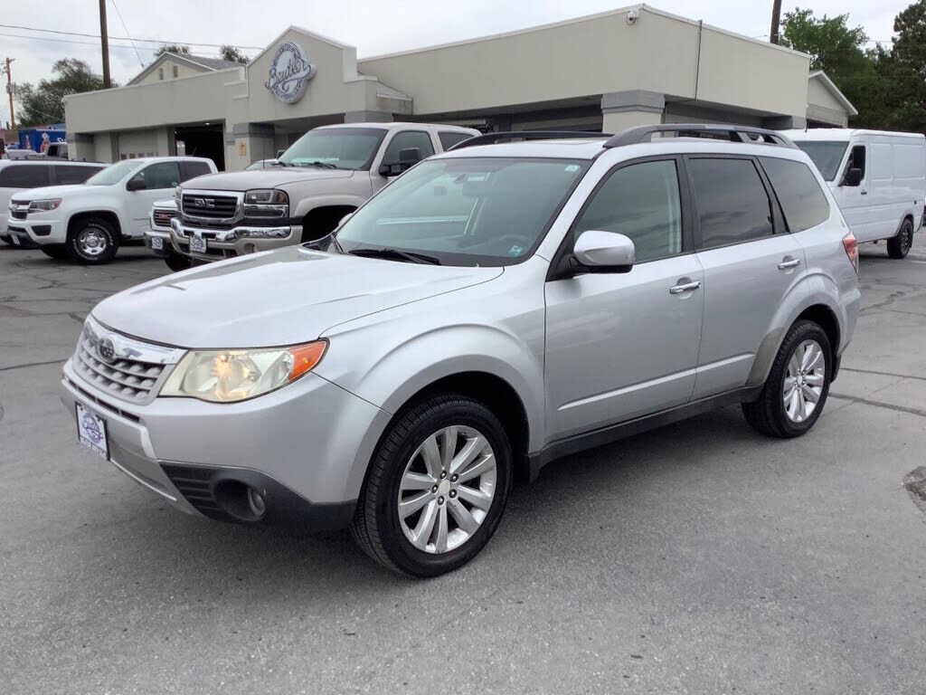 2011 SUBARU Forester