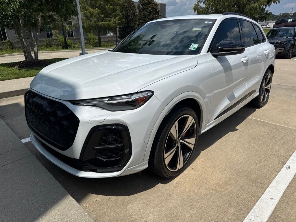 2025 AUDI SQ5