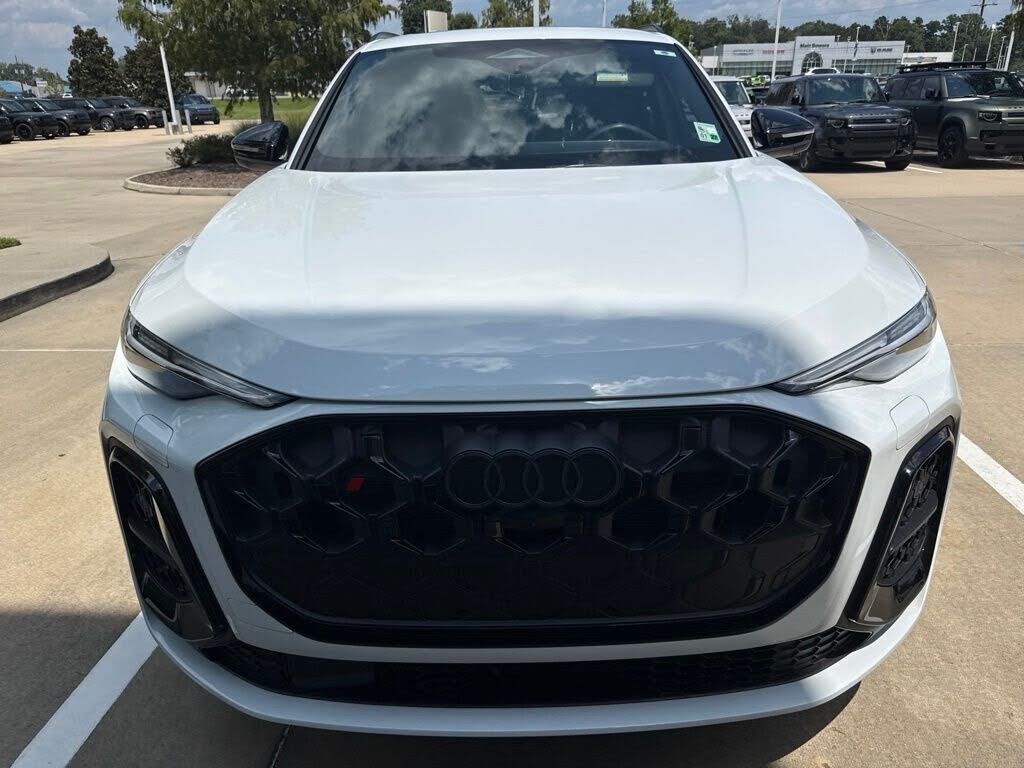 2025 Audi SQ5