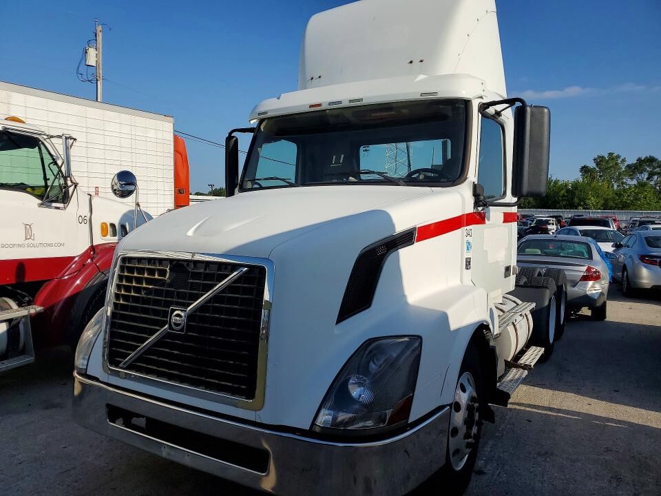 2009 VOLVO TRUCK VNL