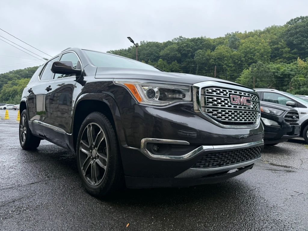 2017 GMC Acadia
