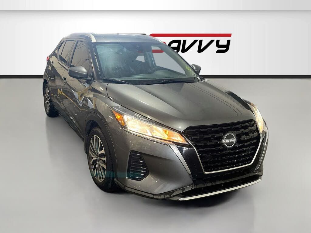 2024 NISSAN Kicks