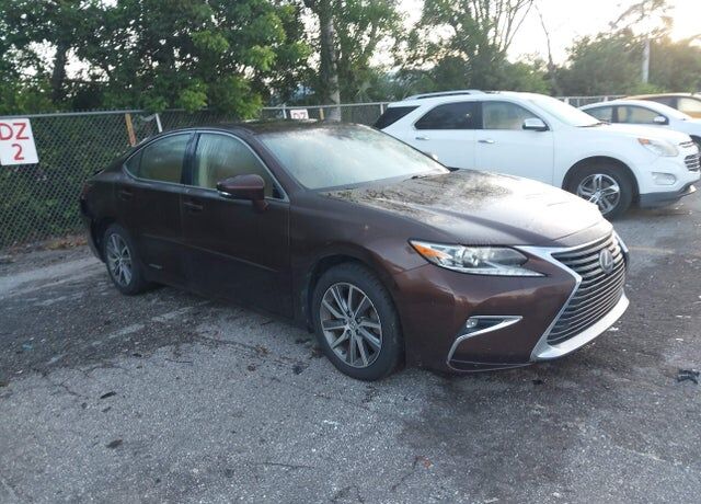 2016 LEXUS ES