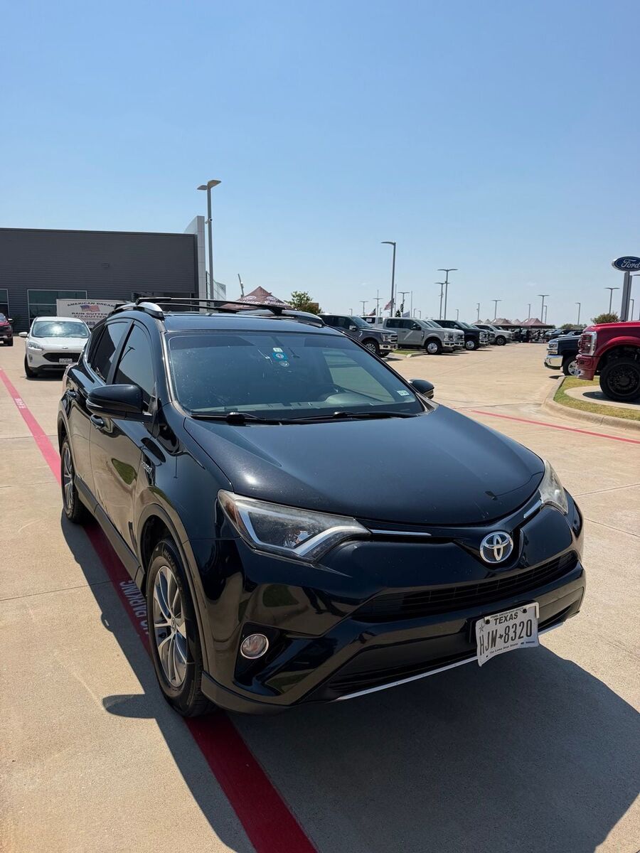 2016 TOYOTA RAV4