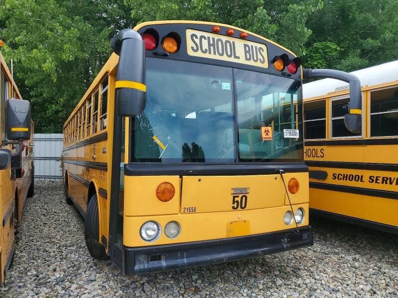 2012 THOMAS BUILT HDX