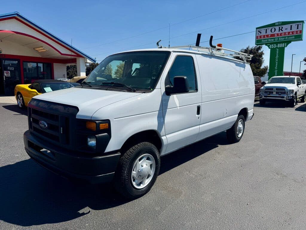 2013 FORD E-150