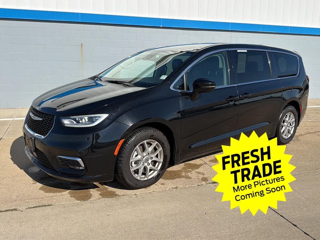 2024 CHRYSLER Pacifica