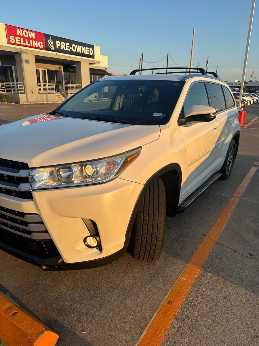 2018 TOYOTA Highlander