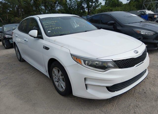 2017 KIA Optima