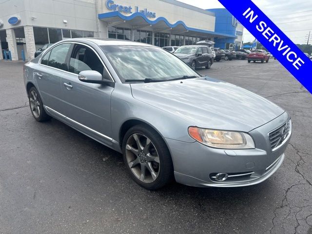2011 VOLVO S80