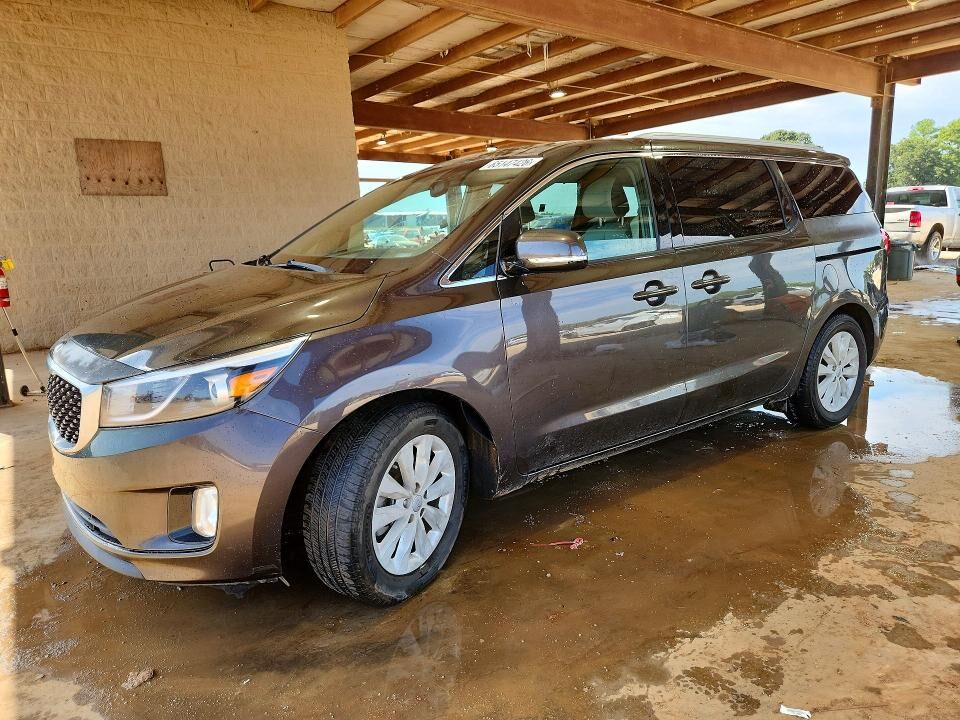 2016 KIA Sedona