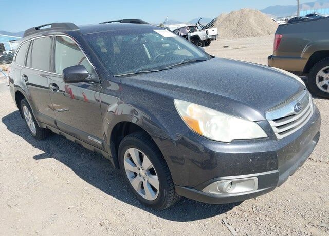 2011 SUBARU Outback