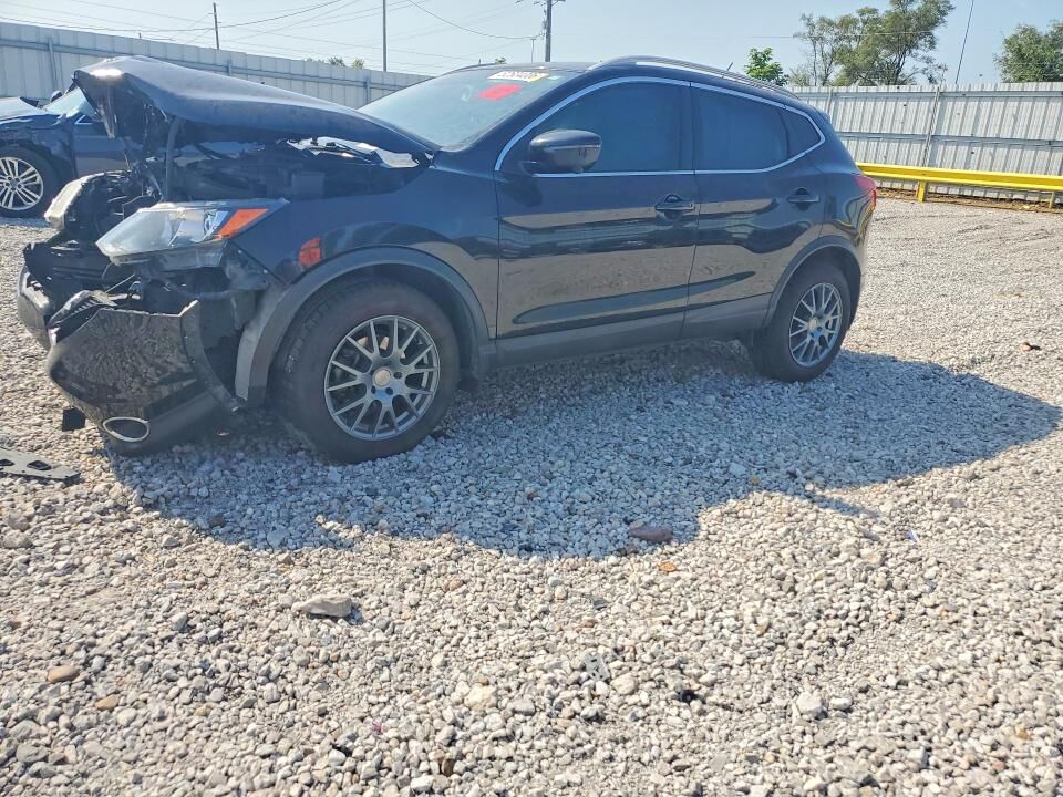 2017 NISSAN Rogue