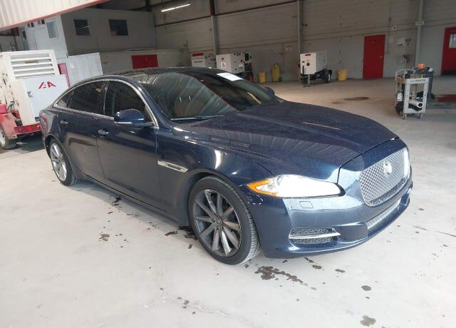 2011 JAGUAR XJ