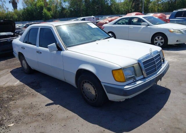 1991 MERCEDES-BENZ 300
