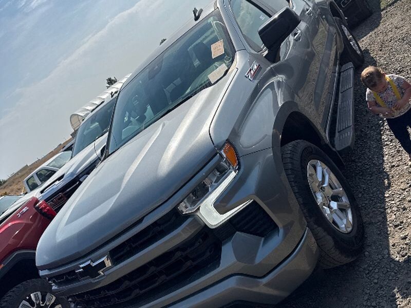 2023 CHEVROLET Silverado