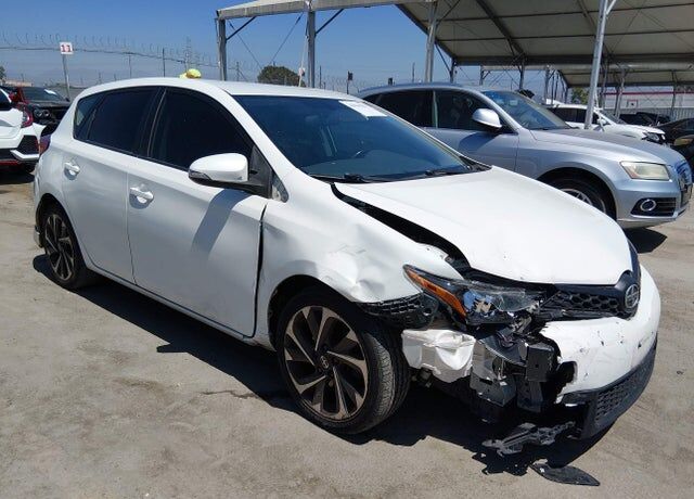2016 TOYOTA Scion