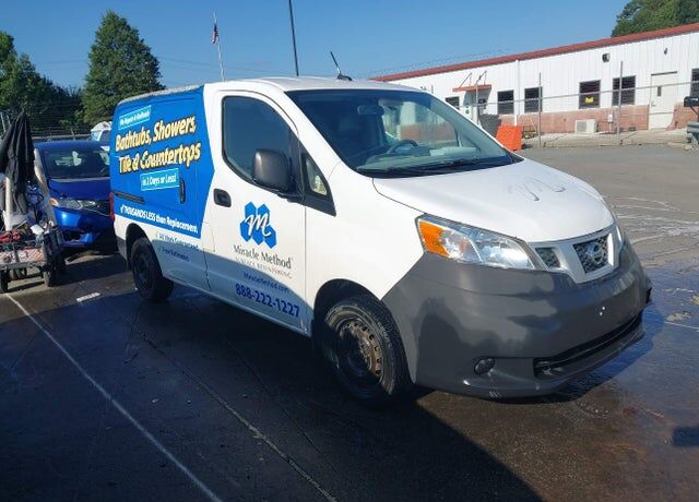 2015 NISSAN NV200