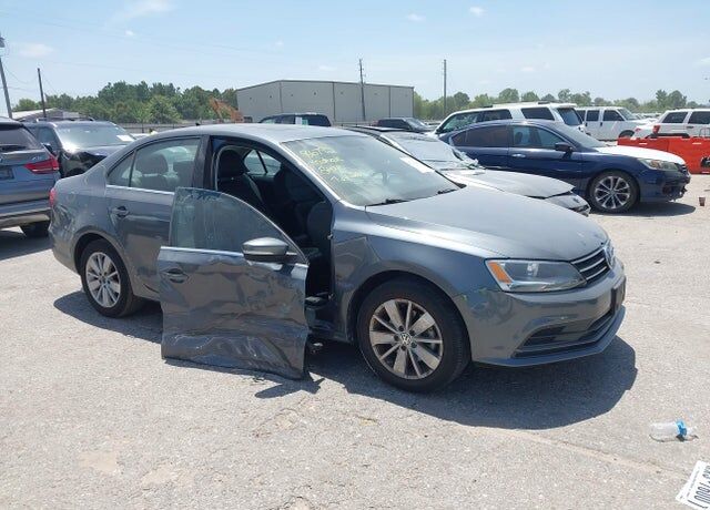 2015 VOLKSWAGEN Jetta