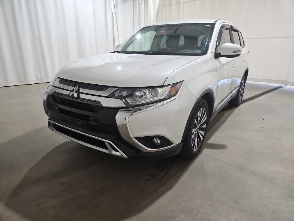 2020 MITSUBISHI Outlander