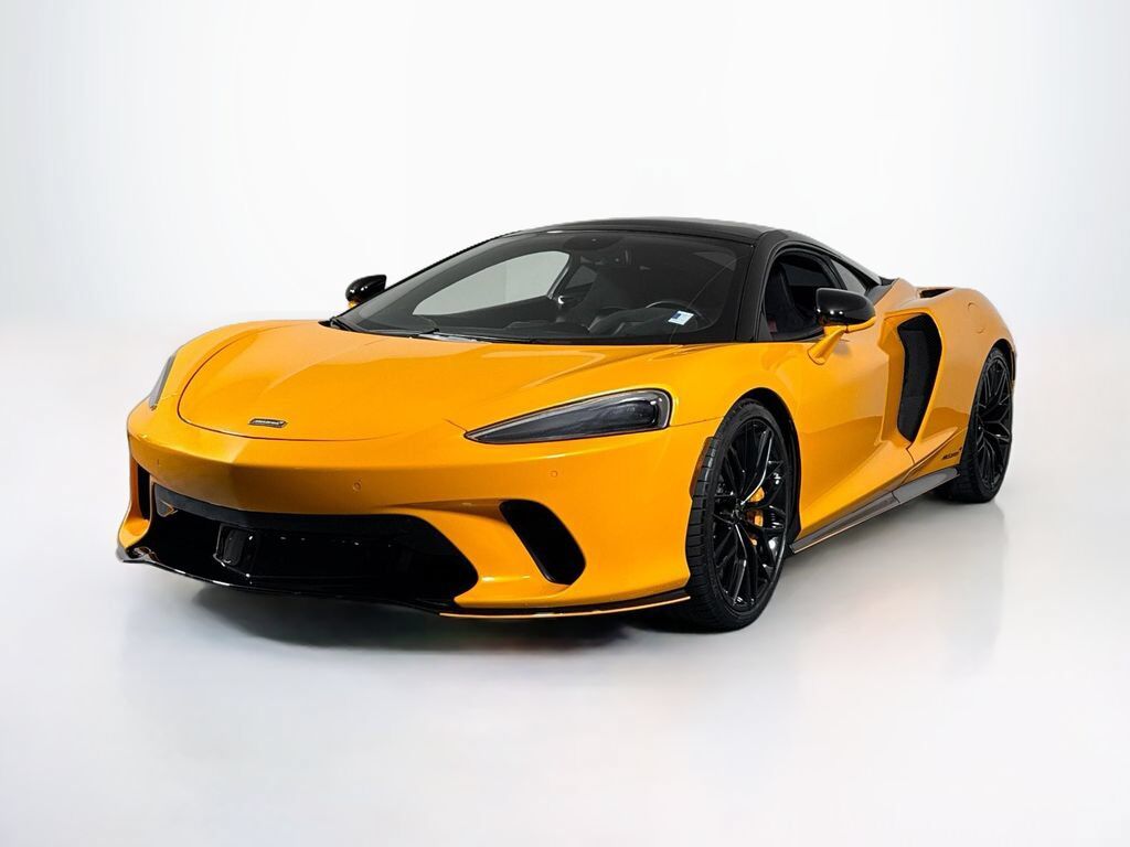 2023 MCLAREN GT