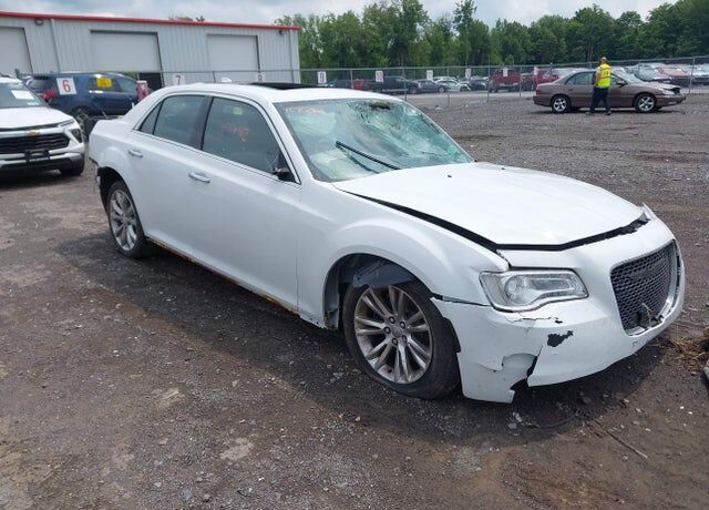 2017 CHRYSLER 300
