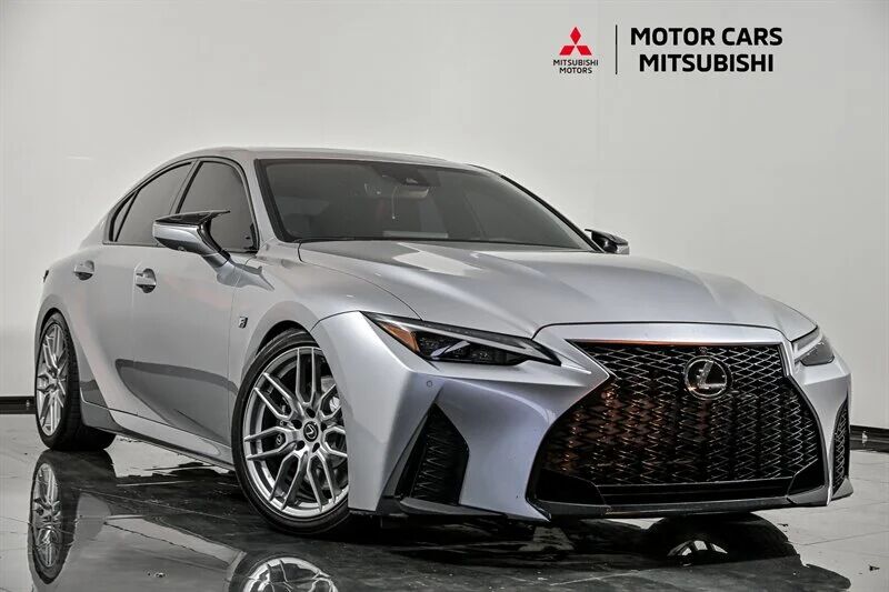 2023 LEXUS IS