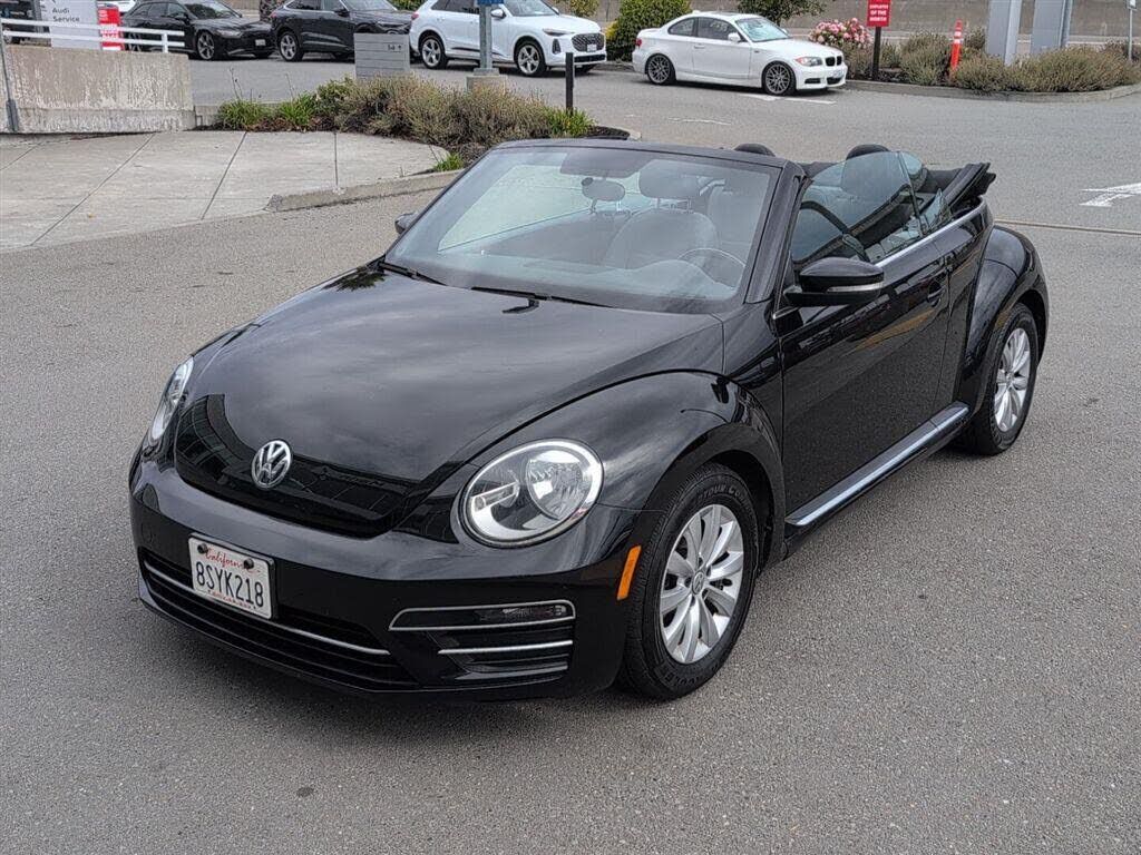 2018 VOLKSWAGEN Beetle