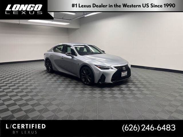 2025 LEXUS IS