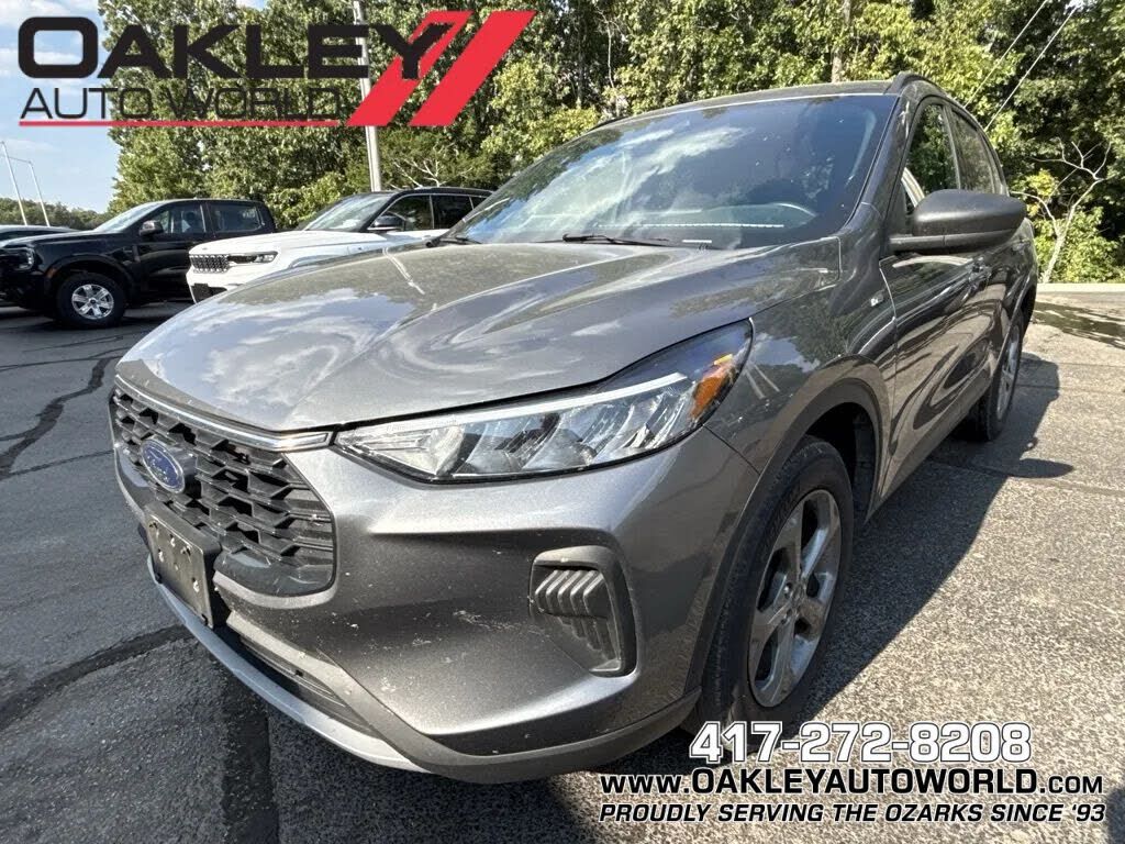 2025 FORD Escape