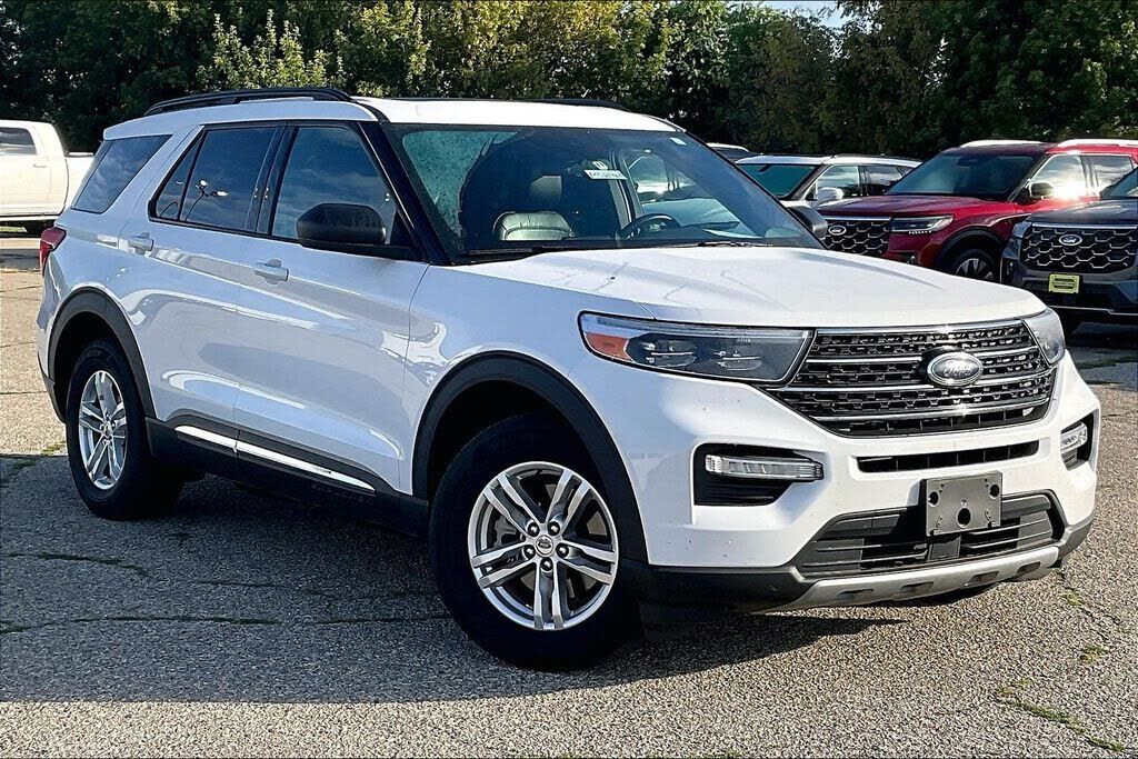 2020 FORD Explorer