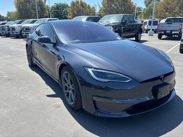 2024 TESLA Model S