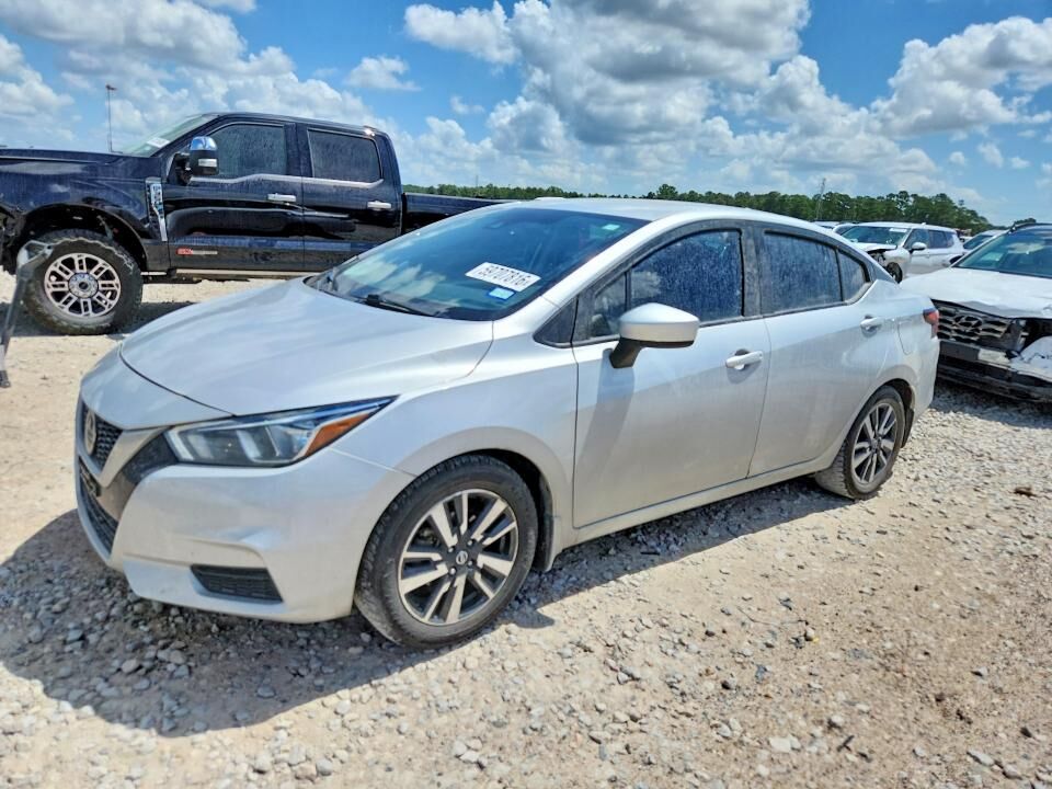 2022 NISSAN Versa