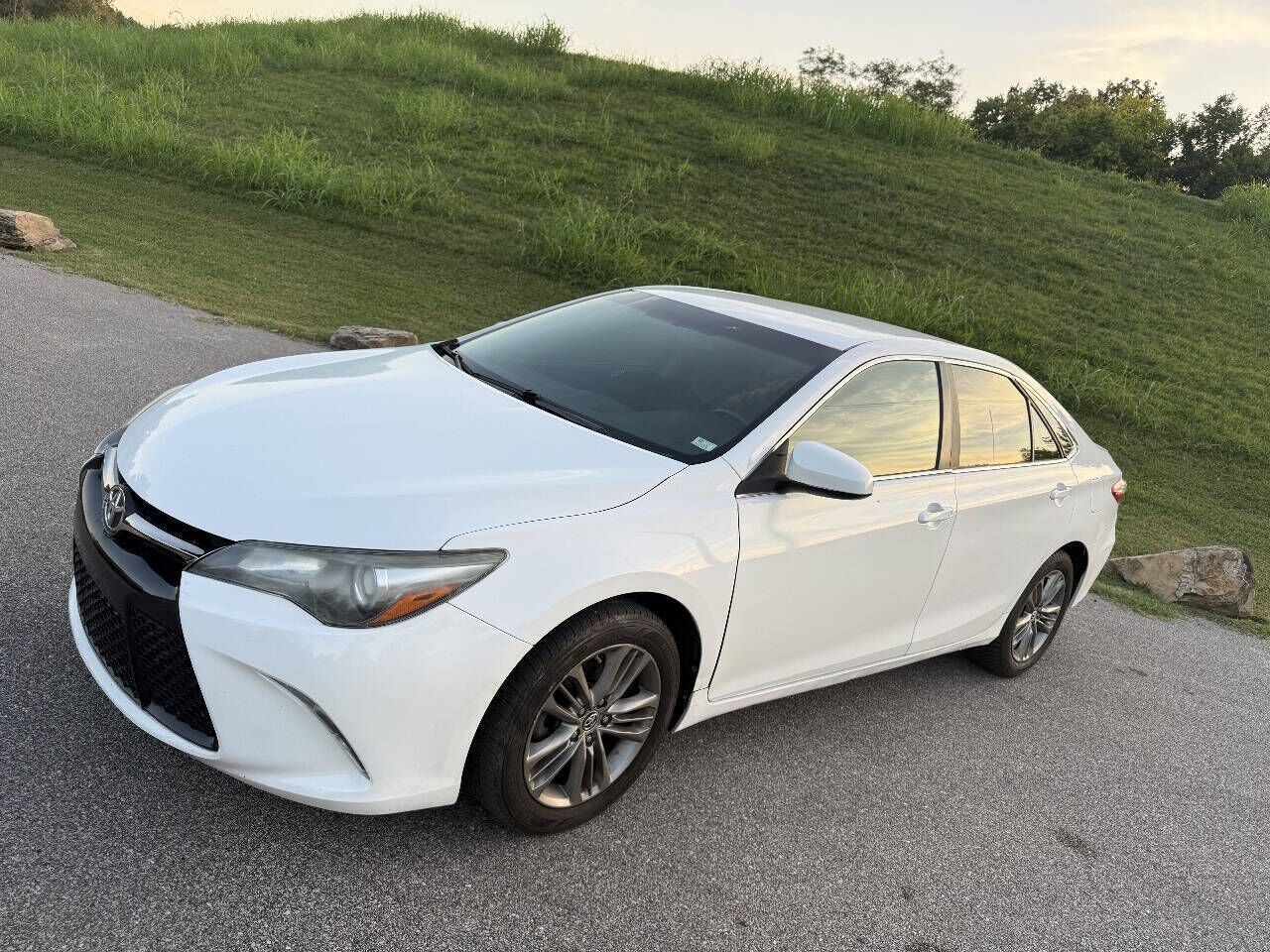 2017 TOYOTA Camry