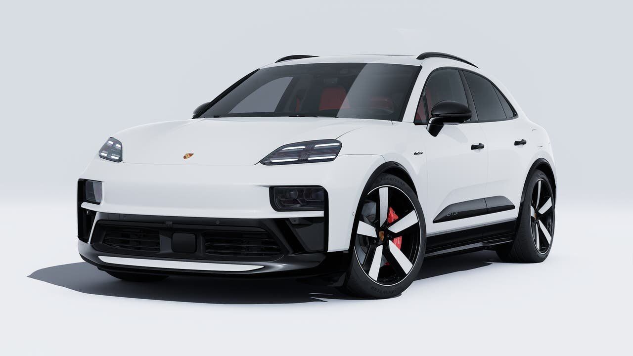 2026 PORSCHE Macan