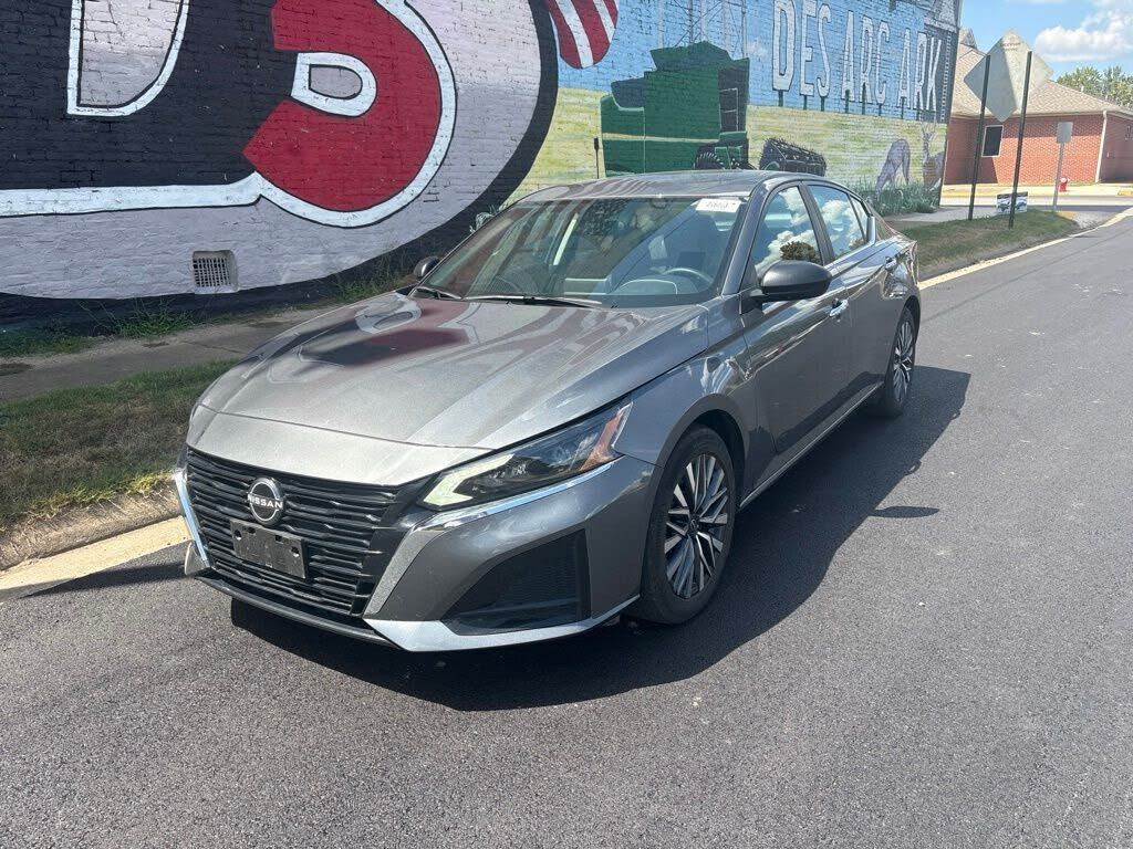 2025 NISSAN Altima