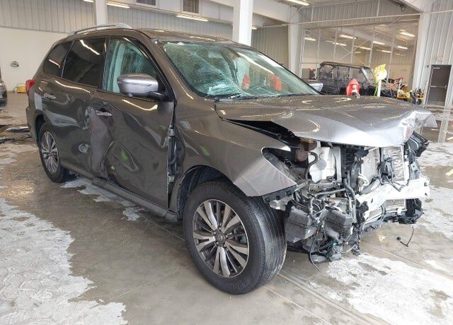 2020 NISSAN Pathfinder