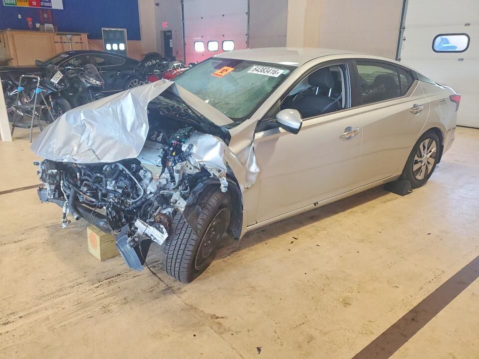 2022 NISSAN Altima