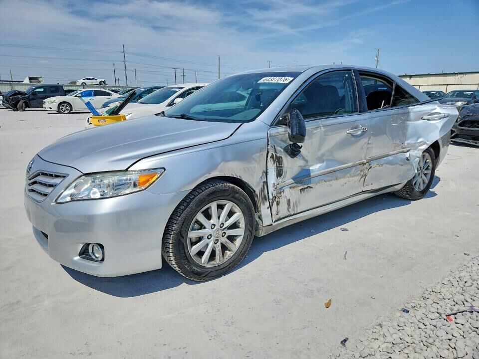 2010 TOYOTA Camry