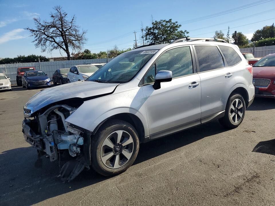 2018 SUBARU Forester