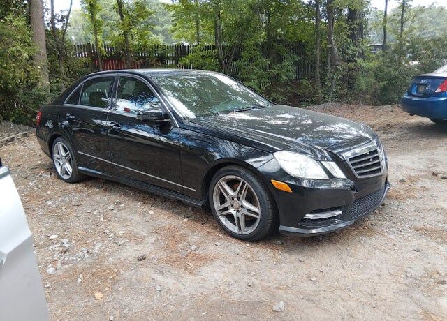 2013 MERCEDES-BENZ E-Class