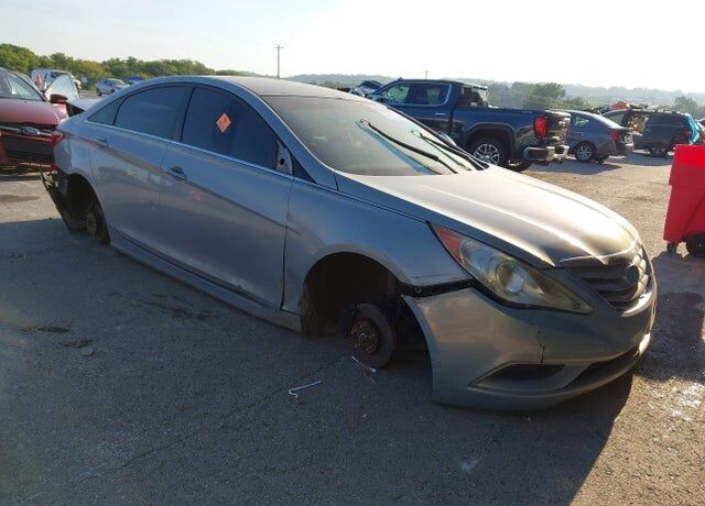 2011 HYUNDAI Sonata
